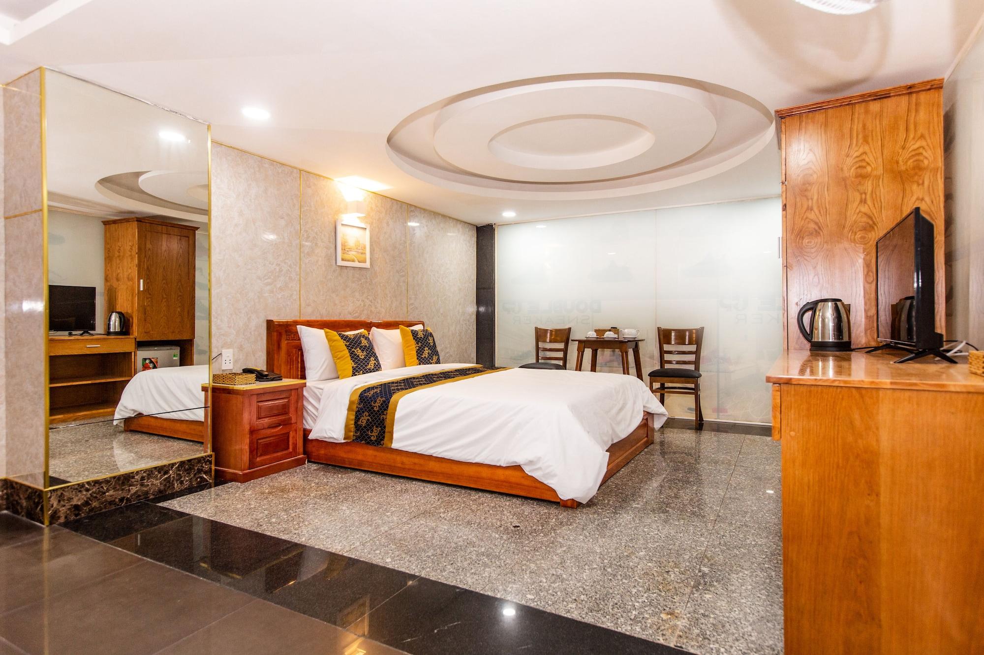 Hoa De Nhat Hotel- San Bay Tan Son Nhat होटल 3*