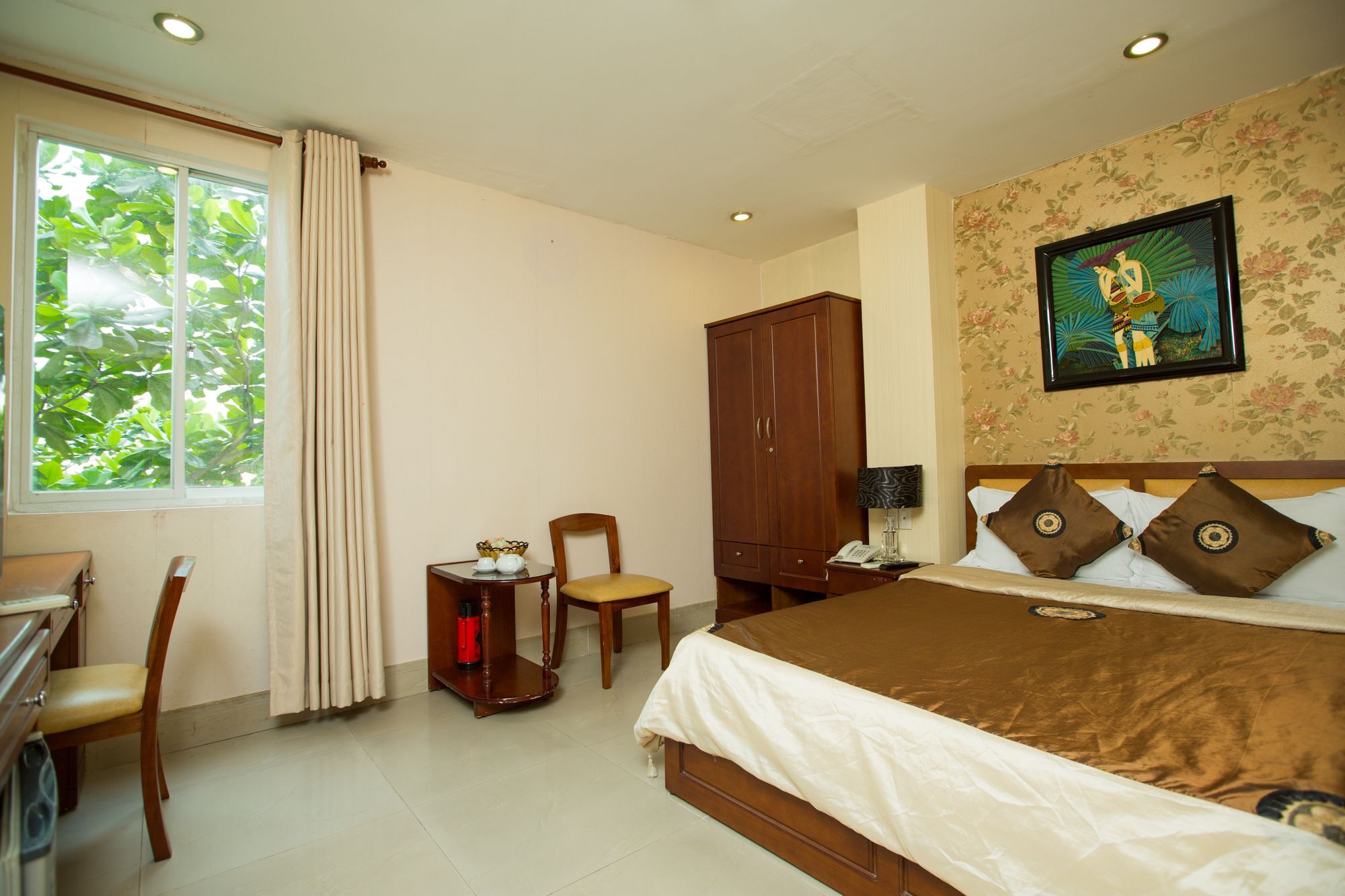 होटल Hoa De Nhat Hotel- San Bay Tan Son Nhat 3*